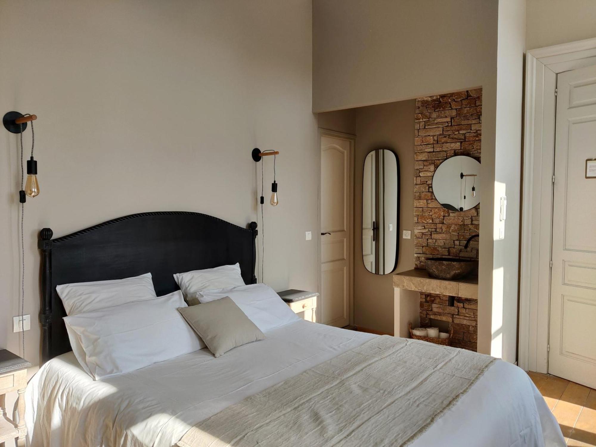 Chambres D'Hotes - Bed And Breakfast Les Palmiers Mèze Oda fotoğraf